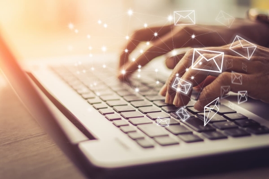 10 Best Bulk Email Sender Tools for Growing Your Business